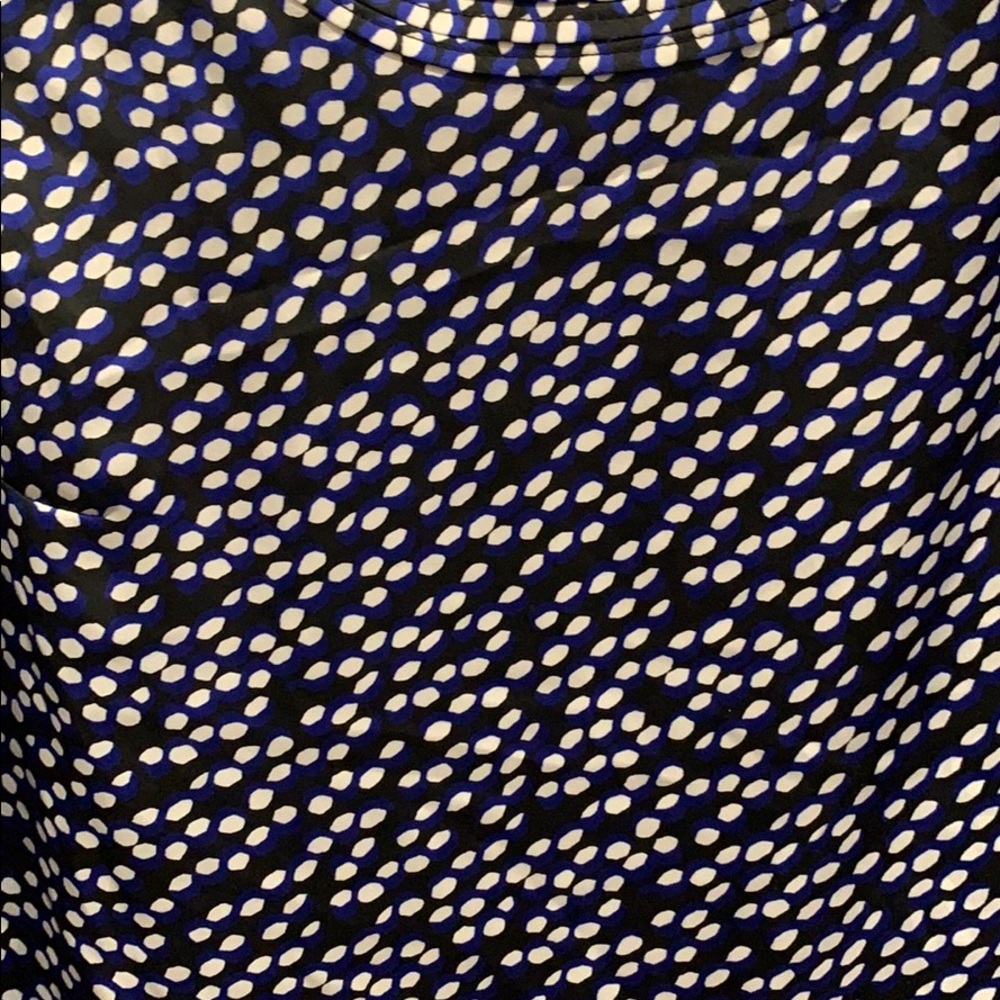 Sleeveless dressy top